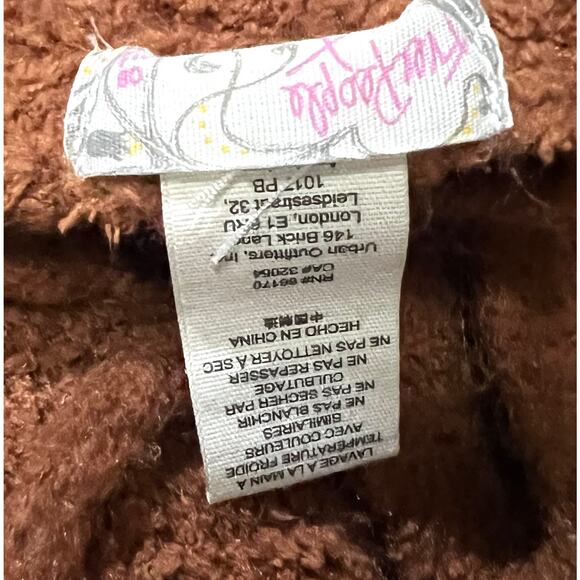 Free People Womens Oversized Fuzzy Boucle Wrap Scarf Fringe Brown 17”x 80” - Picture 7 of 8